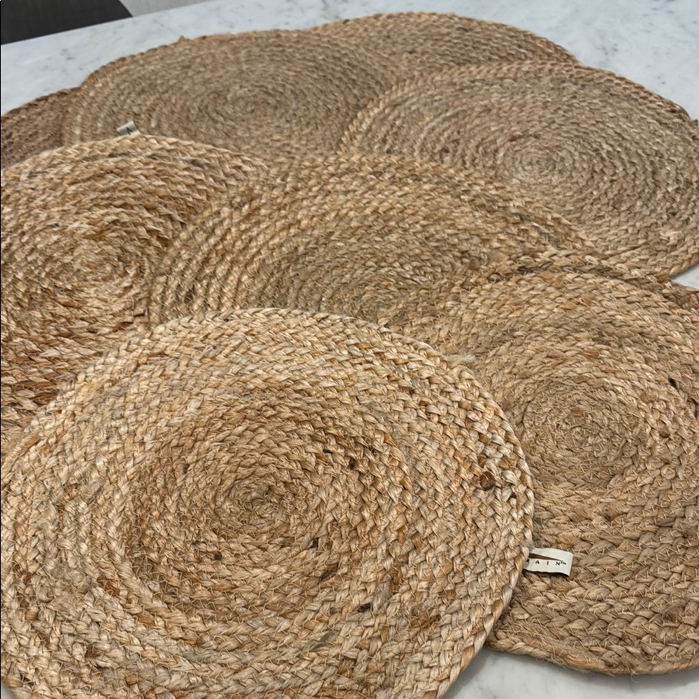Woven Round Placemats total of 8.
Used for decor / perfectly clean
